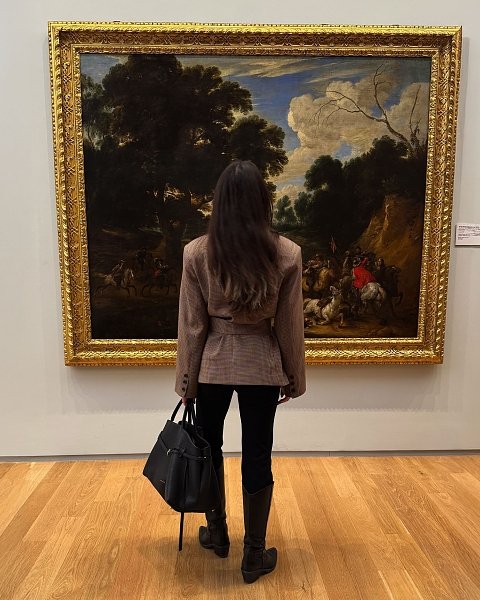 A DAY AT THE MUSEUM