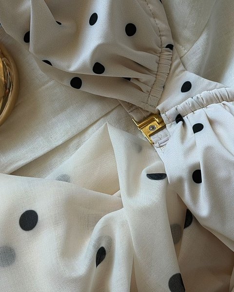 STYLING TIPS: ANNA STYLES HER FAVOURITES