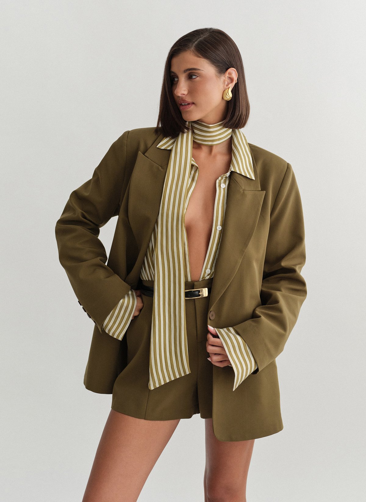 Γυναικείο  oversized μπλέιζερ με τσέπες