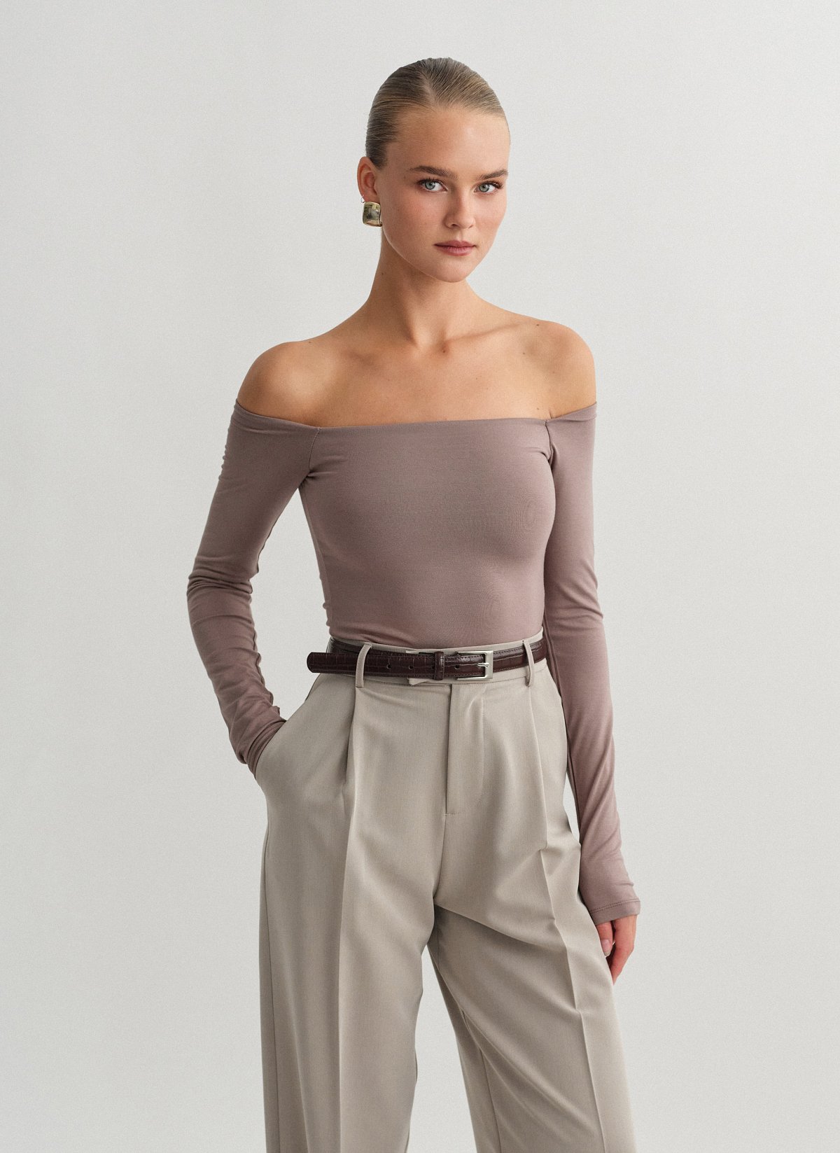 Γυναικεία μακρυμάνικη off-shoulder μπλούζα bamboo