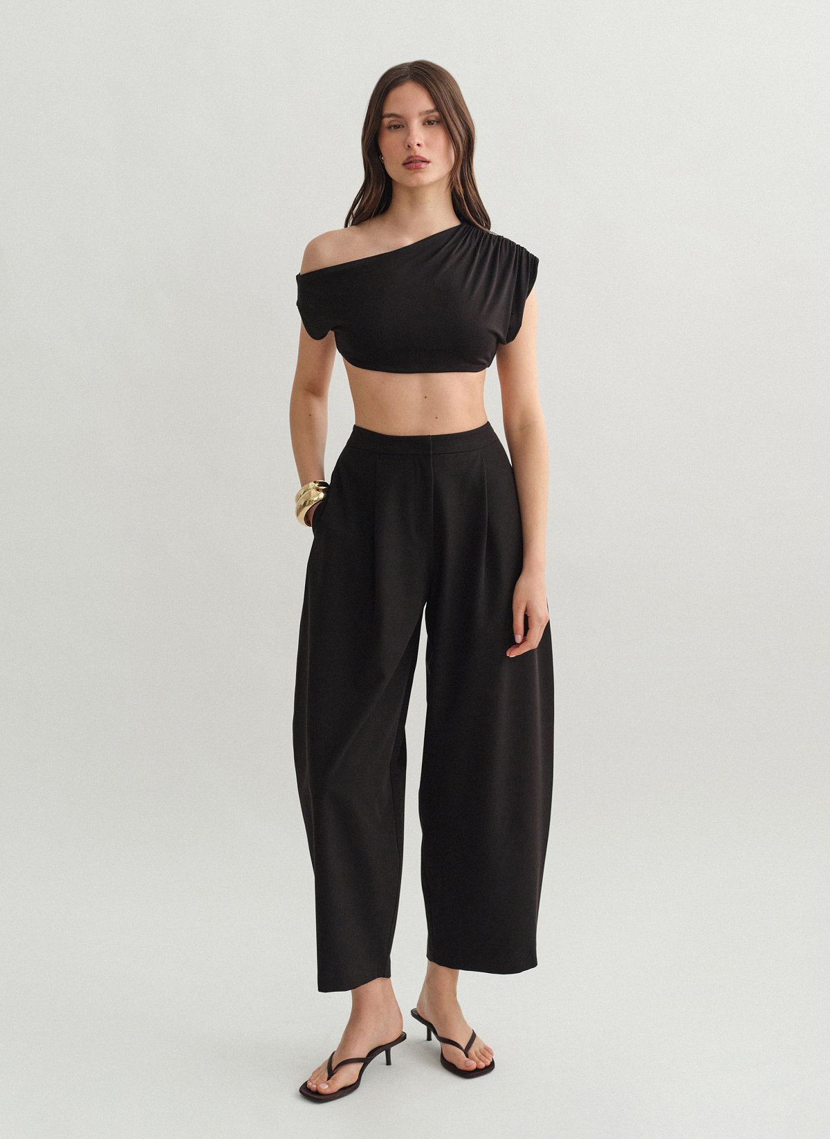 Textured barrel-fit trousers-5
