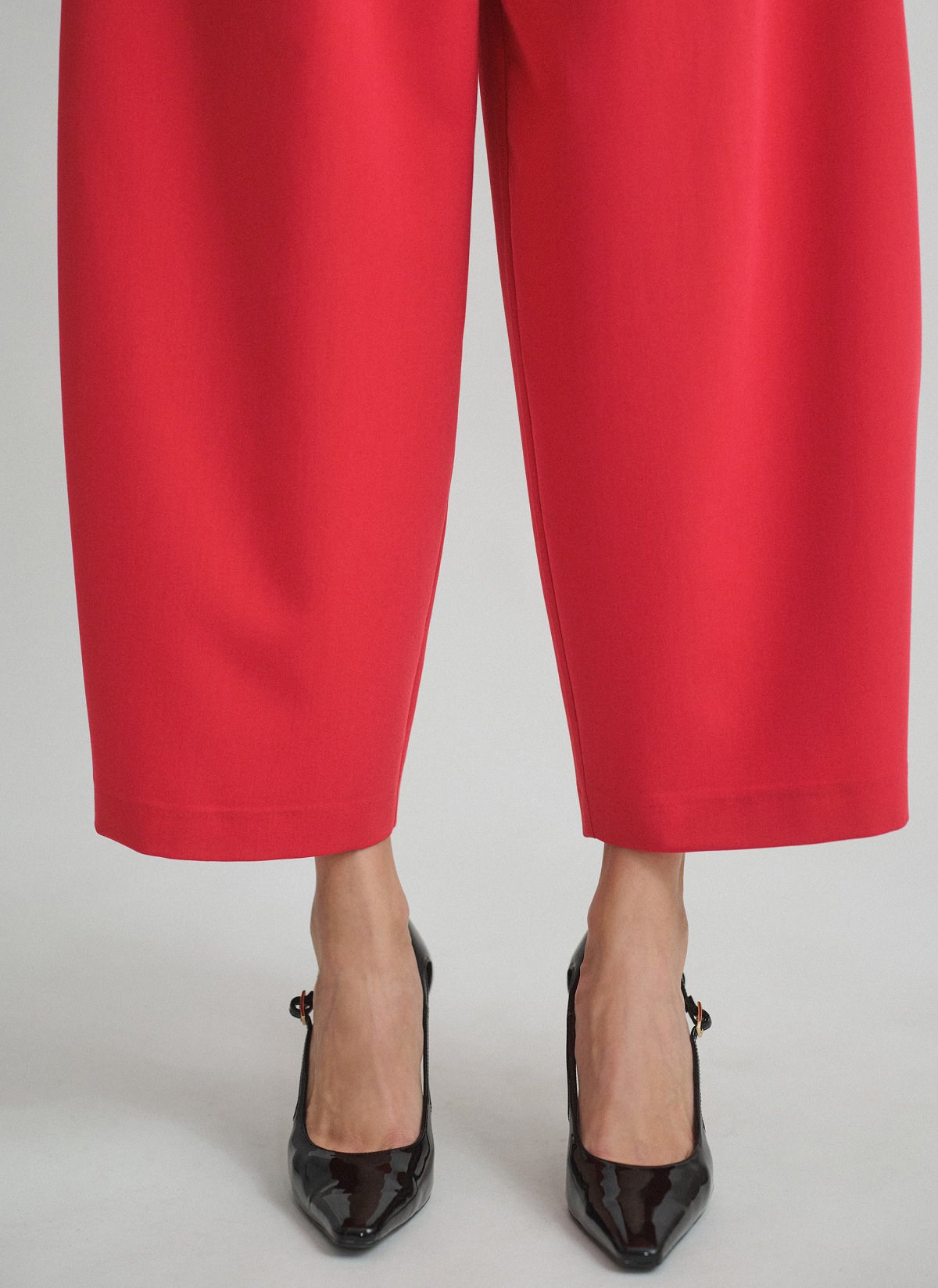 Textured barrel-fit trousers-24