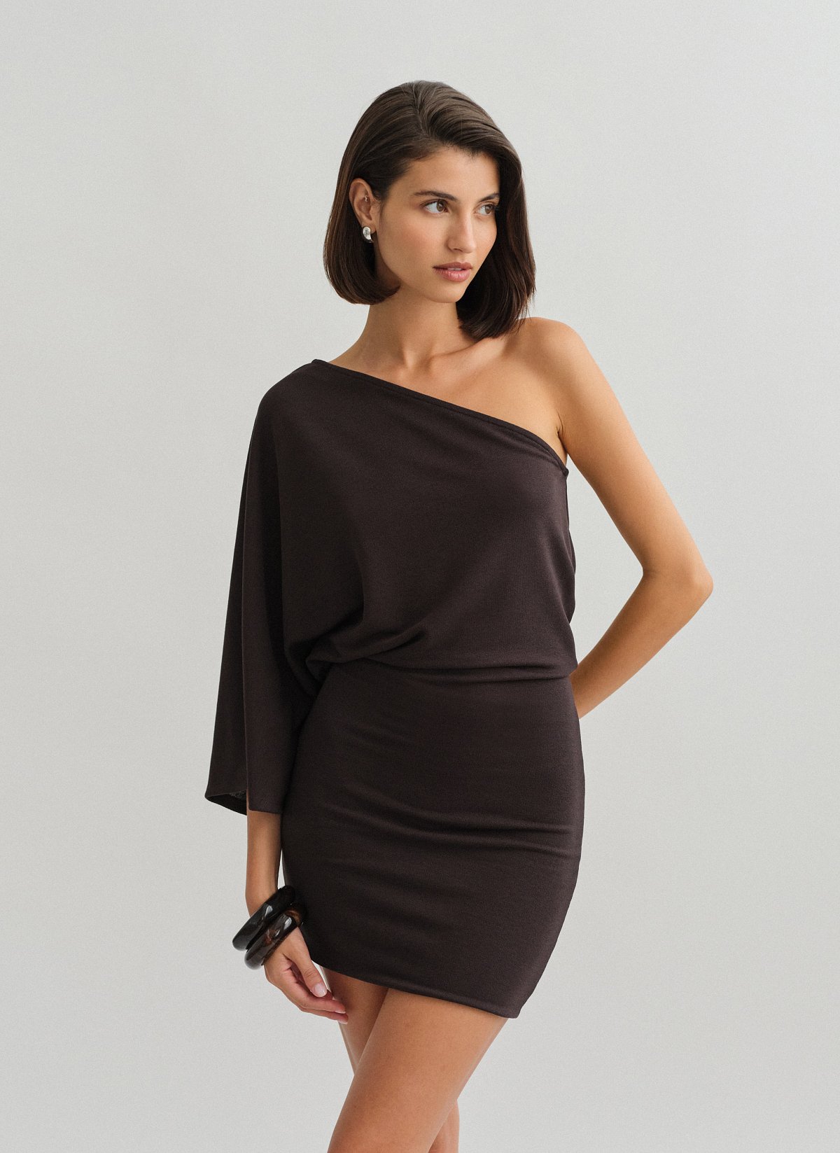 One-shoulder μίνι φόρεμα με ελαφριά πλέξη-14