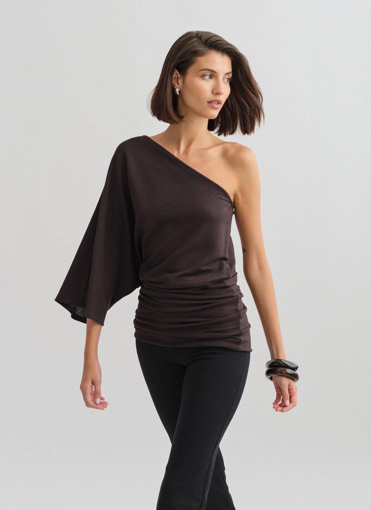 One-shoulder μίνι φόρεμα με ελαφριά πλέξη-18