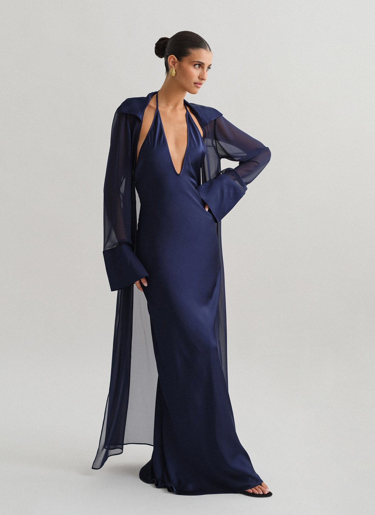 Σατέν halter maxi φόρεμα-3