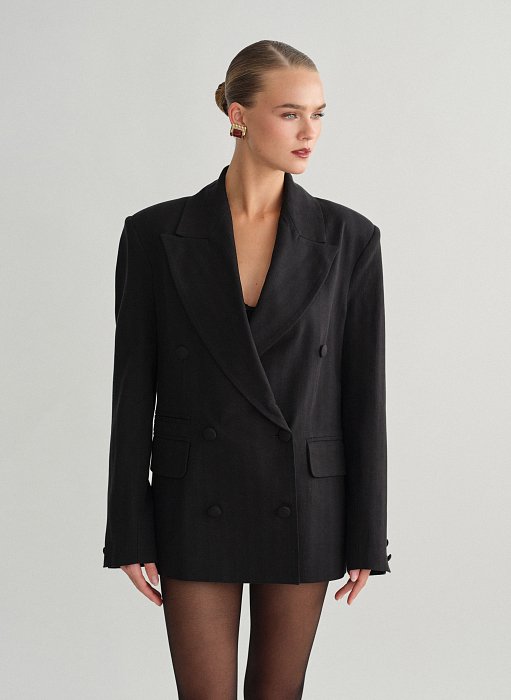 Γυναικείο oversized σταυρωτό μπλέιζερ με ρίγα