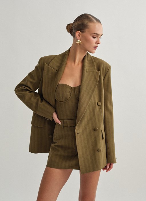 Γυναικείο oversized σταυρωτό μπλέιζερ με ρίγα